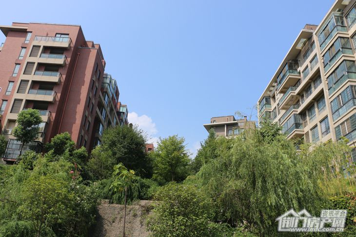 香格里拉小区实景图.jpg