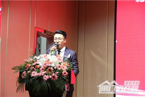 中国铁建·公园3326观景楼王3号楼开盘现场.jpg