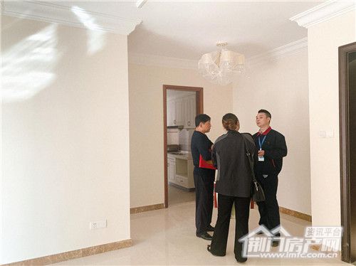 荆门恒大帝景交房.jpg