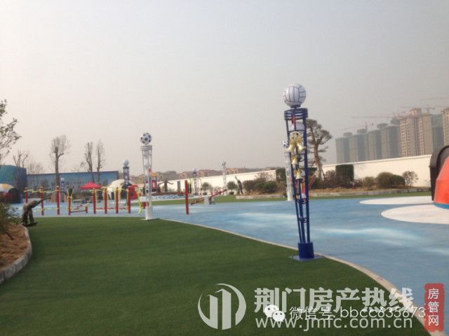 碧波春城