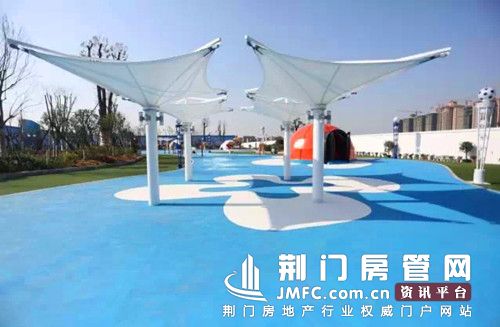 碧波春城