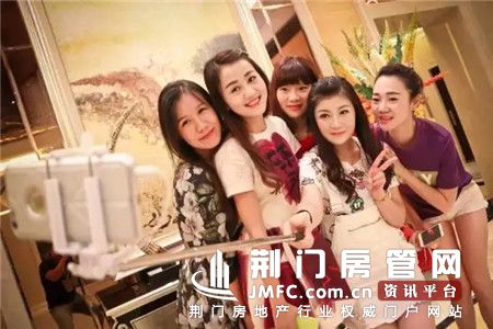 荆门万达广场最闺蜜
