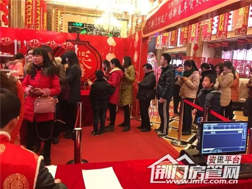 参与者络绎不绝