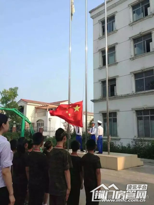 4_.jpg
