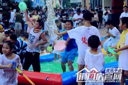 荆门泼水节