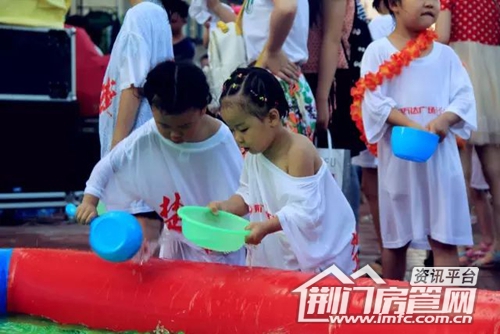 荆门泼水节