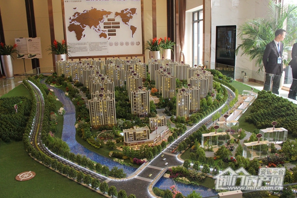 碧桂园·翡翠公馆沙盘.jpg