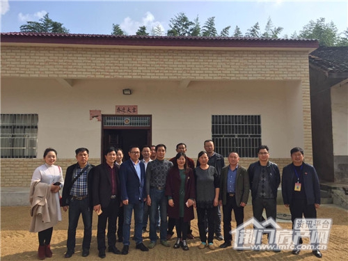 “百企帮百村”精准扶贫下乡行动.jpg