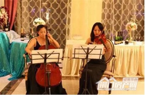 大小提琴演奏.jpg
