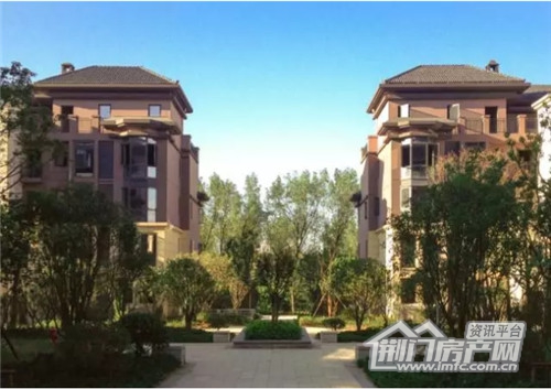 中建·荆南熙园小区内部实景图.jpg