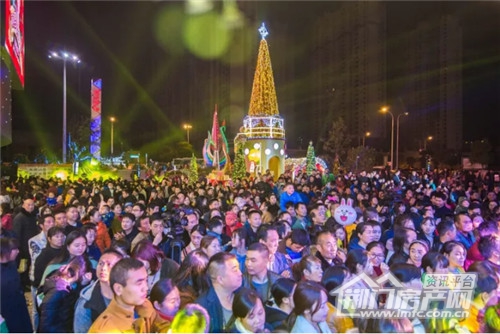 荆门万达广场圣诞亮灯仪式.jpg