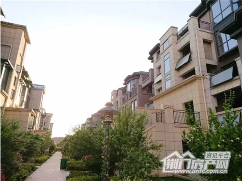 小区内部实景.jpg