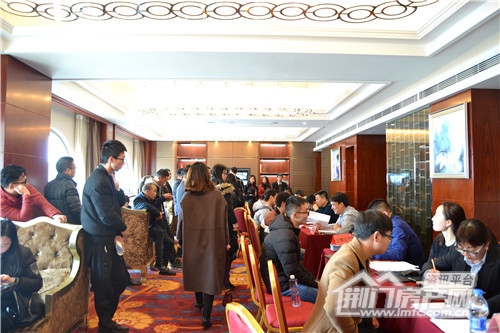 华鸿嘉信荆门区域招聘会现场.jpg