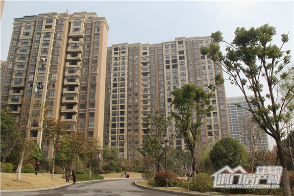 佳信·凯旋城小区实景.jpg