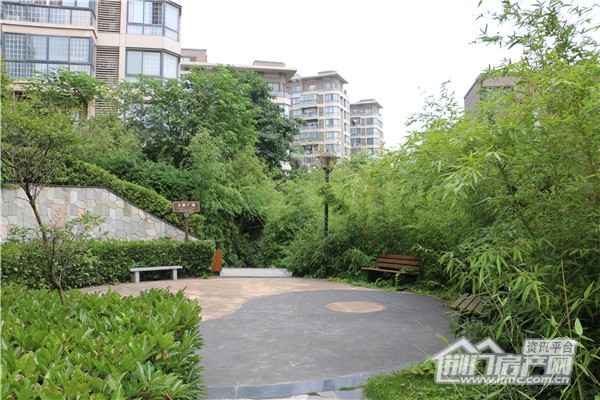 香格里拉小区实景图.jpg